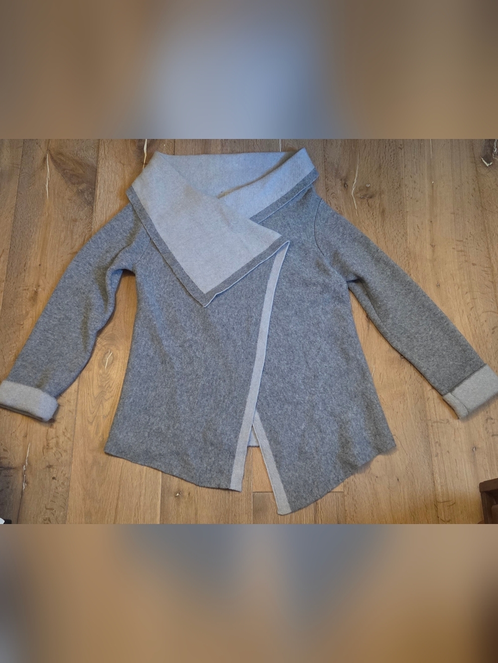 A.Ida Gray Asymmetrical Italian Wool Blend Wrap Lagenlook Sweater Cardigan M
